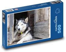Odpočívající husky u boudy Puzzle 500 dílků - 46 x 30 cm