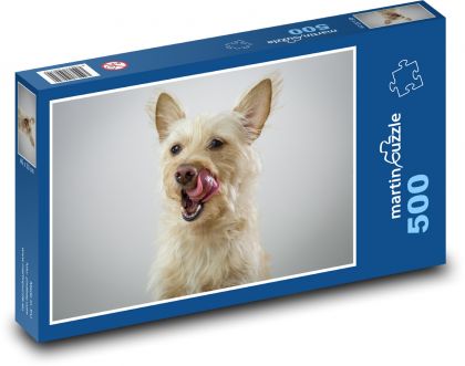 Bílý pes s velkým jazykem - Puzzle 500 dílků, rozměr 46x30 cm
