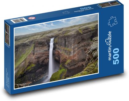 Huge waterfall falling from a rock - Puzzle of 500 pieces, size 46x30 cm 