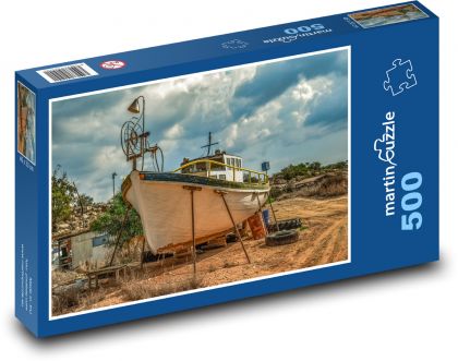 Ship on shore - Puzzle of 500 pieces, size 46x30 cm 