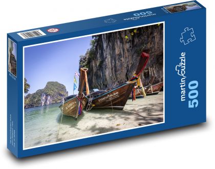 Tajskie łodzie na plaży - Puzzle 500 elementów, rozmiar 46x30 cm