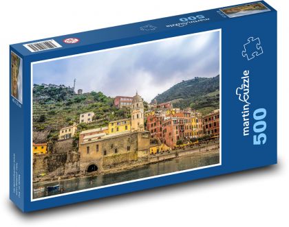 Zabytkowe domy na wybrzeżu Cinque Terre, Włochy - Puzzle 500 elementów, rozmiar 46x30 cm