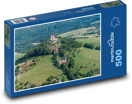 Slovensko, kostol, kopec - Puzzle 500 dielikov, rozmer 46x30 cm 