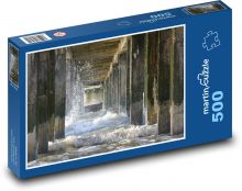 Vlny pod dřevěným molem Puzzle 500 dílků - 46 x 30 cm