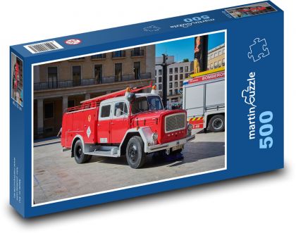 Hasičský vůz - červené auto, hasiči - Puzzle 500 dílků, rozměr 46x30 cm