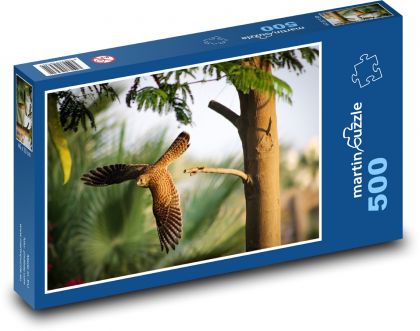 Lovící poštolka - pták, letící - Puzzle 500 dílků, rozměr 46x30 cm