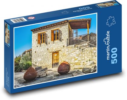 Stary dom - architektura, kamień - Puzzle 500 elementów, rozmiar 46x30 cm
