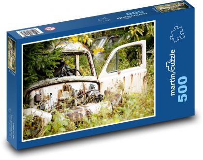 Samochód - wrak, las - Puzzle 500 elementów, rozmiar 46x30 cm