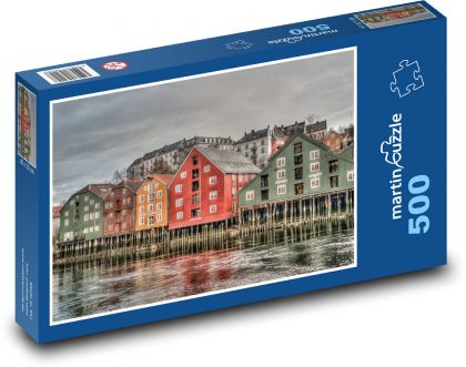 Trondheim - Norwegia, kolorowe domy - Puzzle 500 elementów, rozmiar 46x30 cm