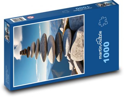 Pyramida z kamenů na pláži - puzzle 1000 dílků