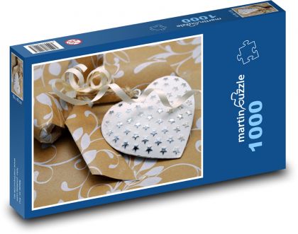 Srdce jako dárek k Valentýnu - puzzle 1000 dílků