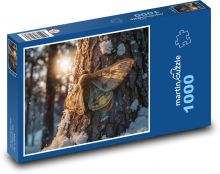 Motýl na stromě Puzzle 1000 dílků - 60 x 46 cm