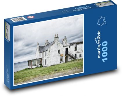 Opuszczony dom na wybrzeżu - Puzzle 1000 elementów, rozmiar 60x46 cm
