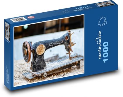 Starý šicí stroj - puzzle 1000 dílků