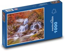 Vodopád v podzimní krajině Puzzle 1000 dílků - 60 x 46 cm