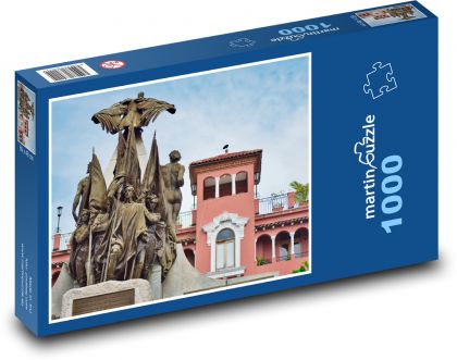Monumentálna pamiatka so sochami - Puzzle 1000 dielikov, rozmer 60x46 cm