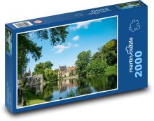 Zámek u jezera Puzzle 2000 dílků - 90 x 60 cm