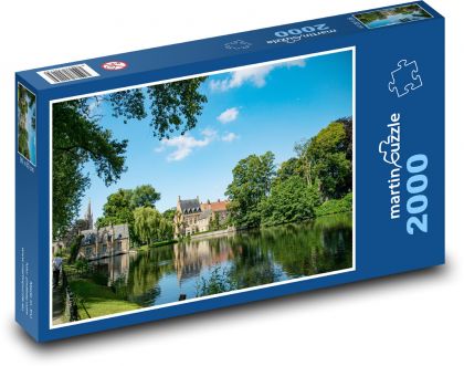 Zámek u jezera - Puzzle 2000 dílků, rozměr 90x60 cm