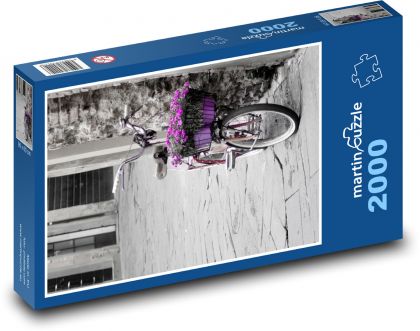 Rower Z kwiatami - Puzzle 2000 elementów, rozmiar 90x60 cm