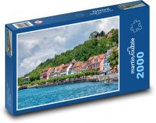 Meersburg - mesto pri Bodamskom jazere, Nemecko Puzzle 2000 dielikov - 90 x 60 cm