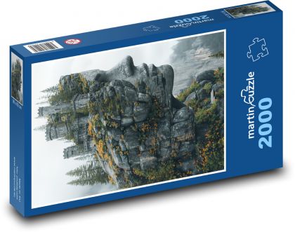 Hrad stojaci na skale v tvári - Puzzle 2000 dielikov, rozmer 90x60 cm 