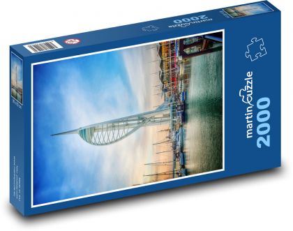 Spinakrová věž - Anglie - puzzle 2000 dílků