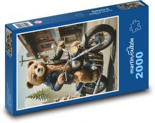 Miś na motocyklu Puzzle 2000 elementów - 90x60 cm