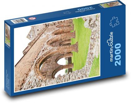 Zrúcanina - kaplnka - Puzzle 2000 dielikov, rozmer 90x60 cm 