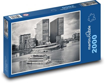 Město Düsseldorf - loď - puzzle 2000 dílků