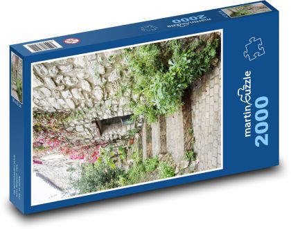 Stredoveká ulica - Puzzle 2000 dielikov, rozmer 90x60 cm 