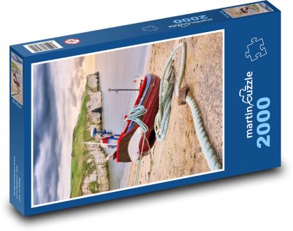 Loď na pobřeží - puzzle 2000 dílků