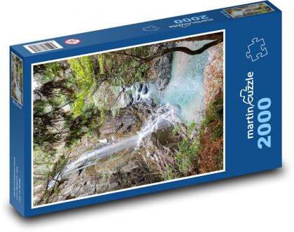 Wodospad - wąwóz Tsukechi, Gifu - Puzzle 2000 elementów, rozmiar 90x60 cm