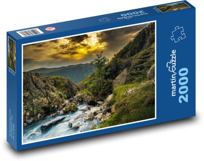 Wodospad - Puzzle 2000 elementów, rozmiar 90x60 cm