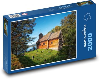 Dřevěný kostel - puzzle 2000 dílků