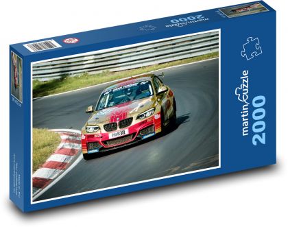 Pretekárske auto - Puzzle 2000 dielikov, rozmer 90x60 cm 