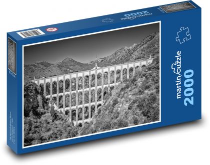 Španělsko - akvadukt - puzzle 2000 dílků