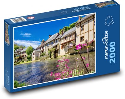 Francie - Ségur-le-château - Puzzle 2000 dílků, rozměr 90x60 cm