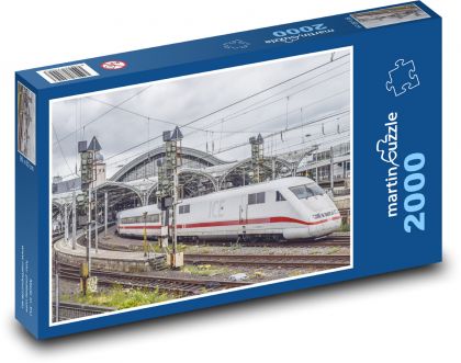 Der Zug fährt vom Bahnhof ab - Puzzle - 2000 Teile