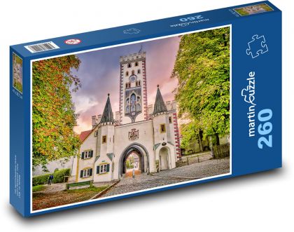 Kościół z wieżą - Puzzle 260 elementów, rozmiar 41x28,7 cm