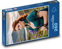 Portret kobiety w górach Puzzle 260 elementów - 41x28,7 cm