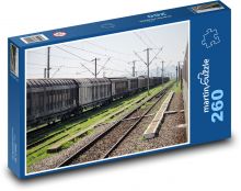 Nákladní vlak na kolejích Puzzle 260 - 41x28,7 cm