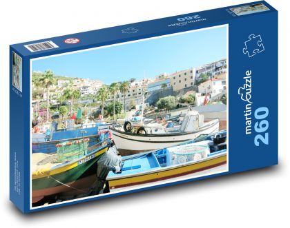 Port rybacki na Maderze - Puzzle 260 elementów, rozmiar 41x28,7 cm