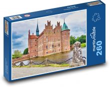 Zamek Wodny Egeskov - Fyn, Dania Puzzle 260 elementów - 41x28,7 cm