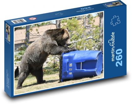 Bear and garbage cans - Puzzle 260 pieces, size 41x28.7 cm 