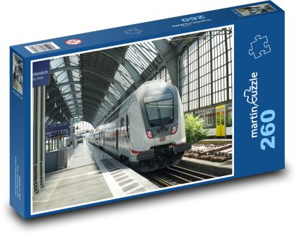 Vlakové nádraží - vlak - puzzle 260 dílků