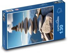 Pyramida z kamenů na pláži Puzzle 130 dílků - 28,7 x 20 cm