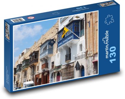 Balkóny v starom meste - Puzzle 130 dielikov, rozmer 28,7x20 cm 