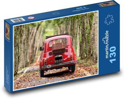 Fiat 500 - červené auto, les - Puzzle 130 dielikov, rozmer 28,7x20 cm 