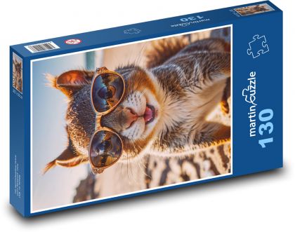 Wiewiórka w okularach - Puzzle 130 elementów, rozmiar 28,7x20 cm