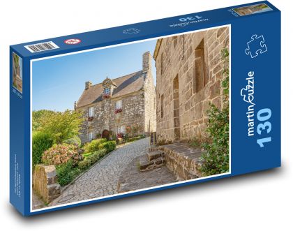 Old Village - Puzzle 130 elementów, rozmiar 28,7x20 cm